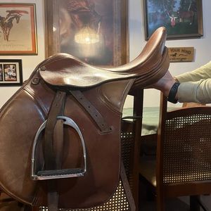 Nice All Purpose Saddle